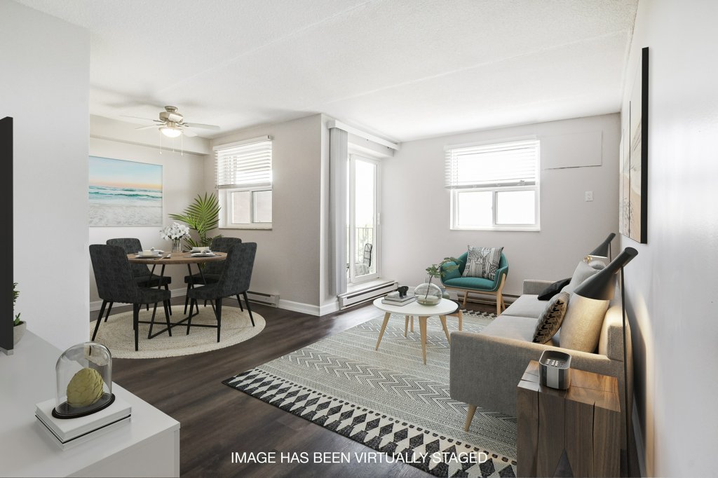 502-101 Robson Rd